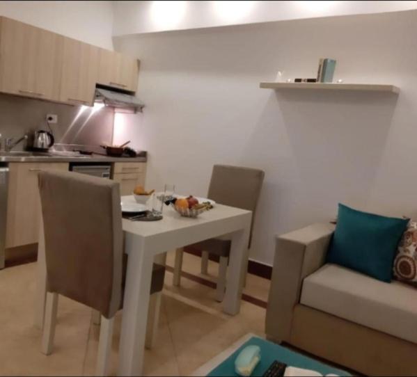 Alia Apartment